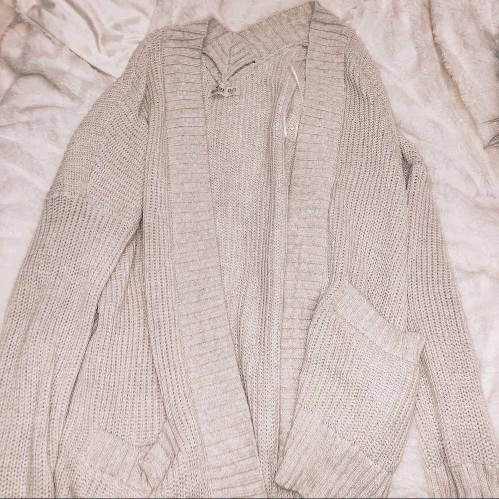 Hollister Cardigan